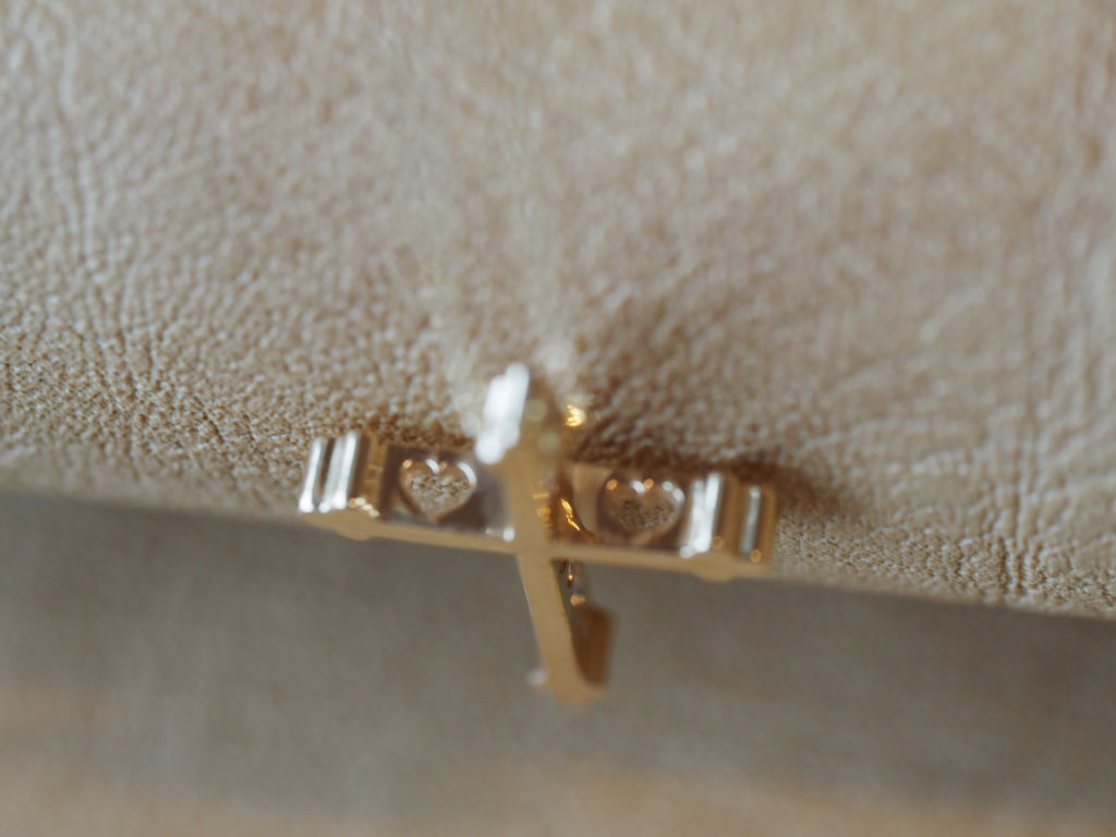 Cross Necklace K10