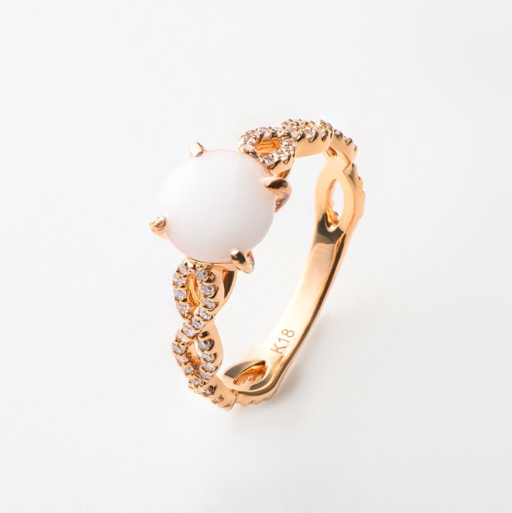 Twist K18 – Solid Love