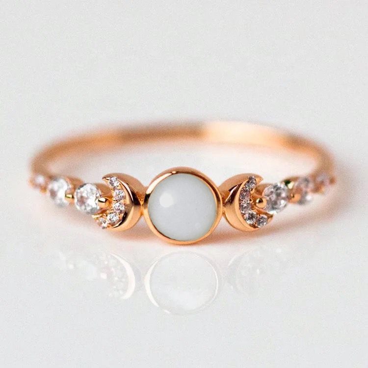 Moon ring K10 – Solid Love