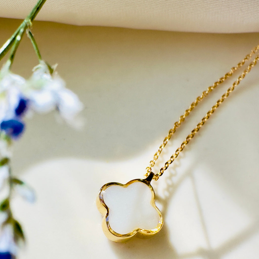 Clover Reversible K18