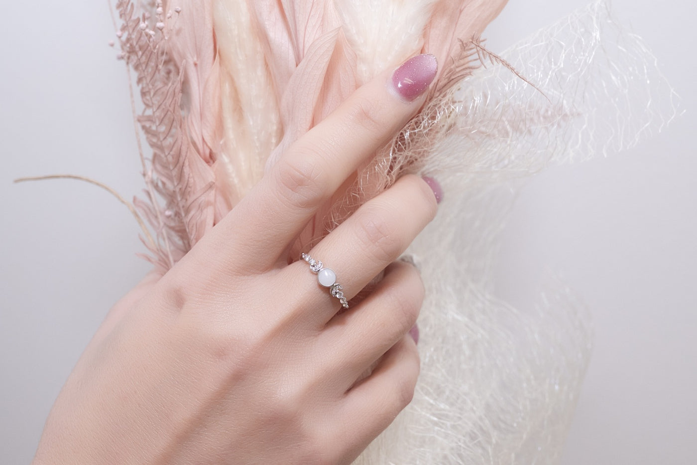 mom♡.リンク Moon ring Platinum – Solid Love