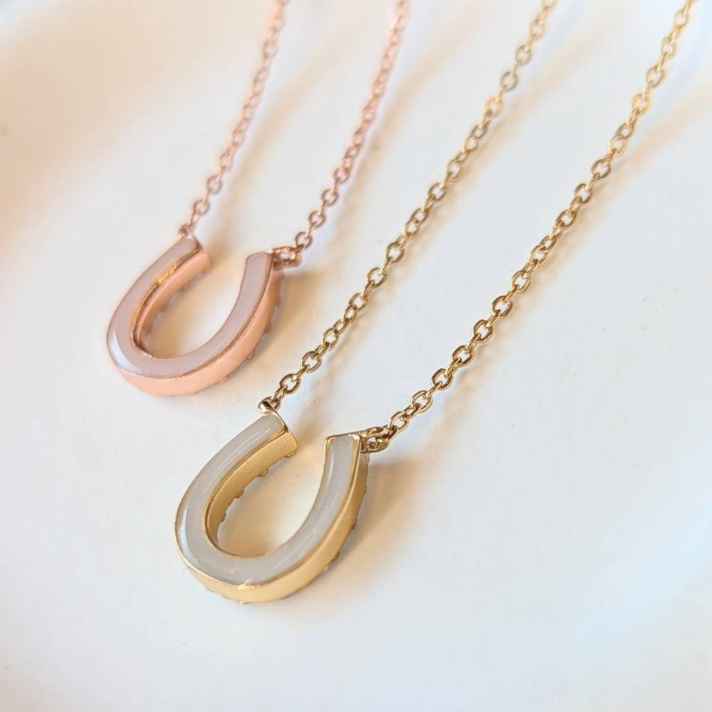 Horseshoe Necklace　K10