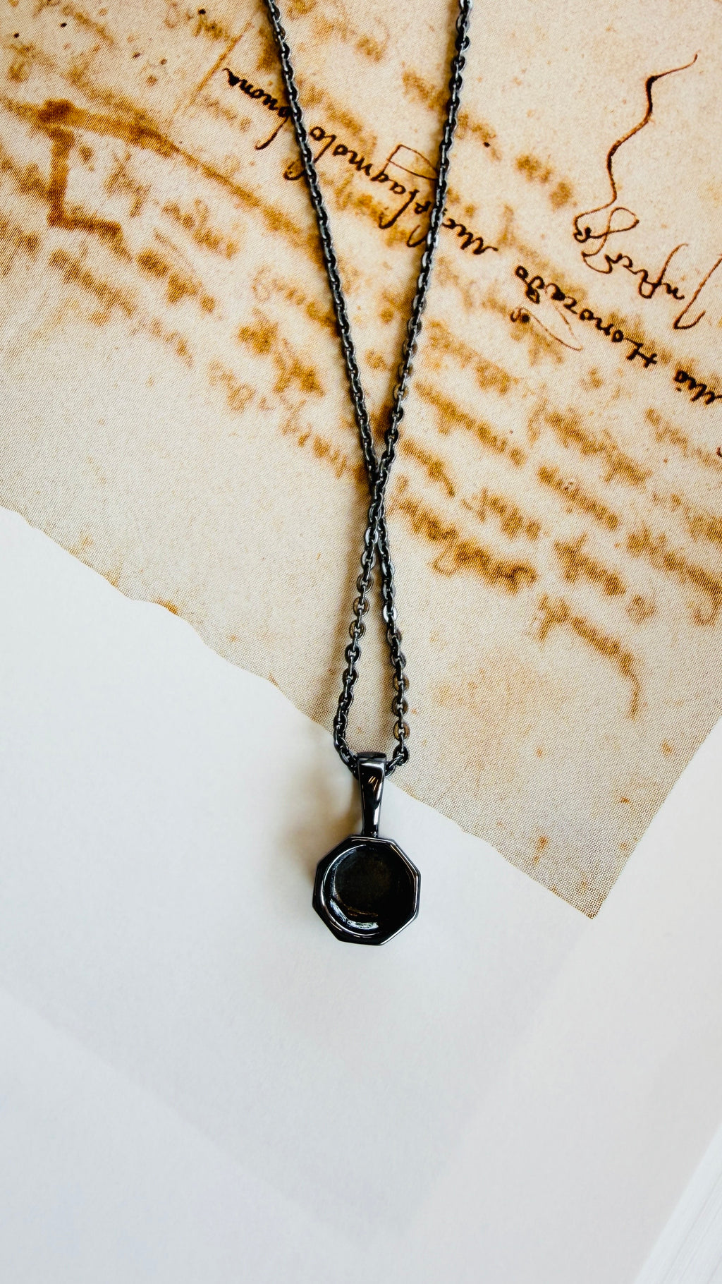 ブラック　オクタゴン