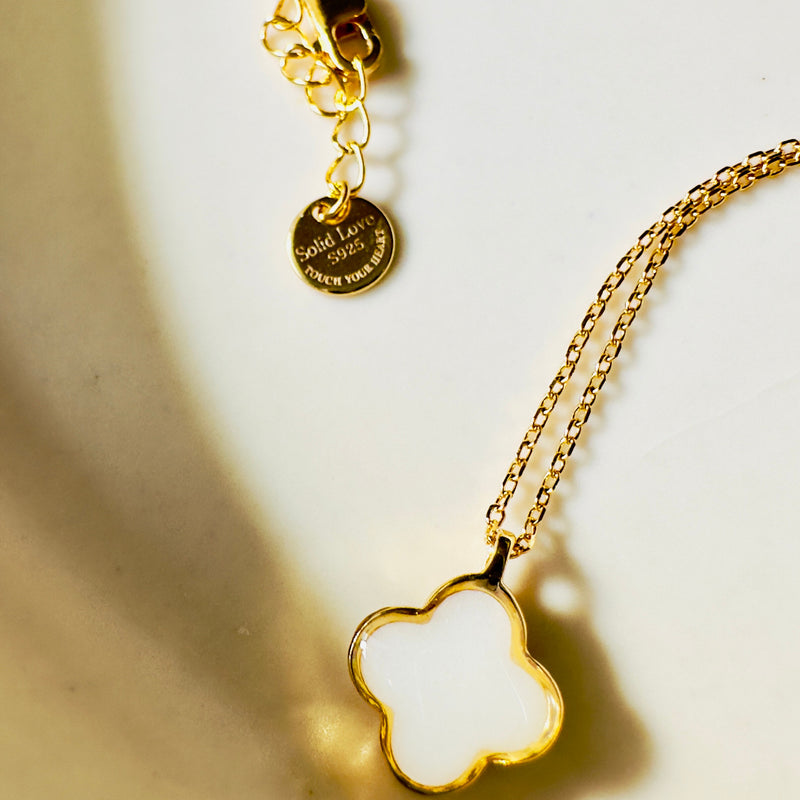 Clover reversible Necklace
