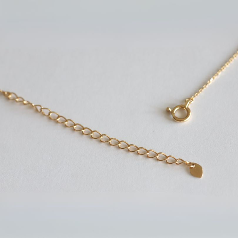 金乳歯Y字ネックレス（Standard）