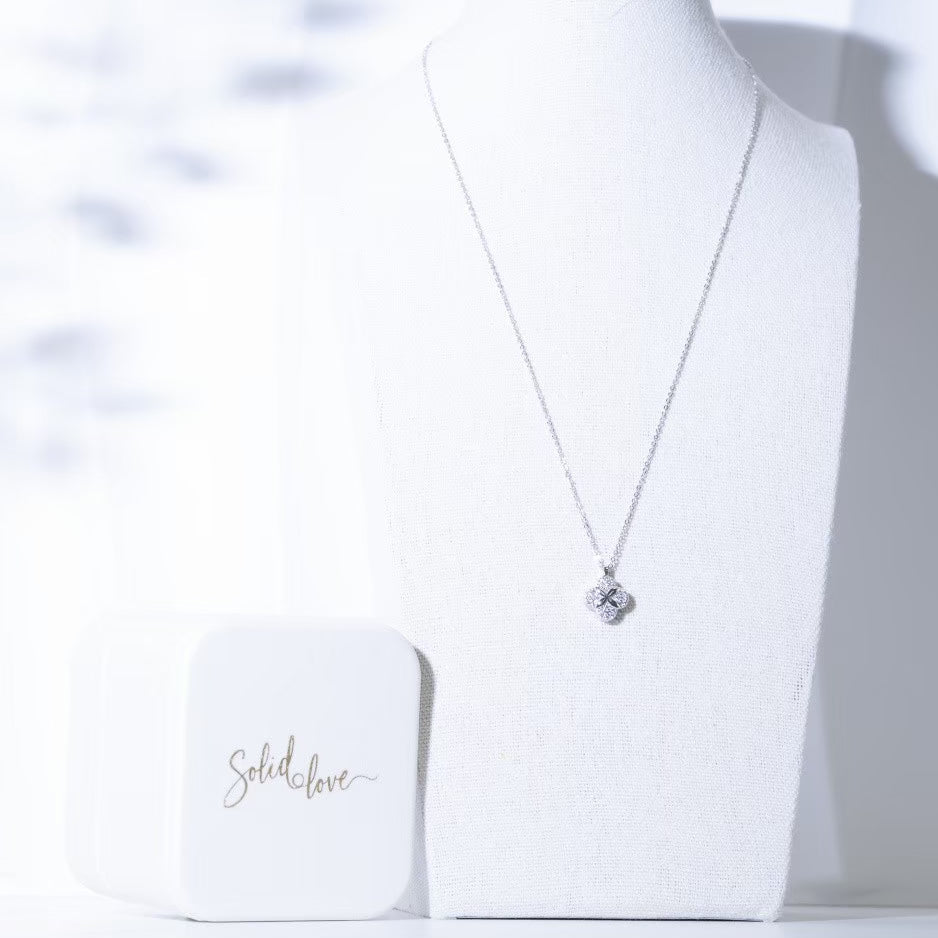 Clover Reversible　Platinum
