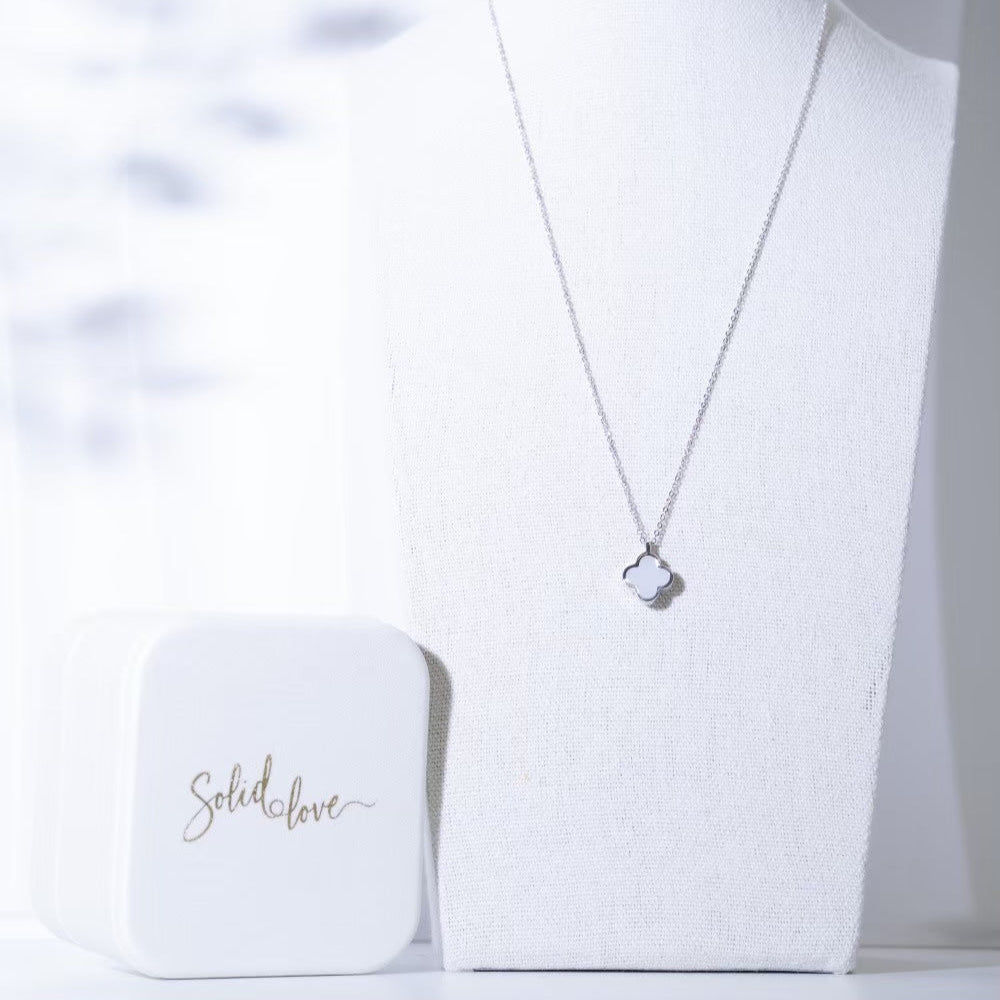 Clover Reversible　Platinum