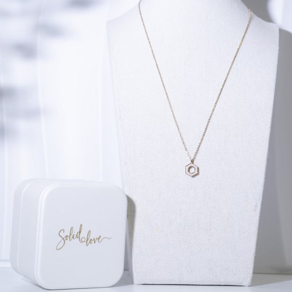 Hexagon necklace – Solid Love