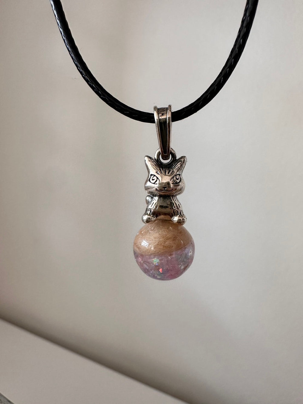 ボール型ダヤンのジュエリートップ – Solid Love