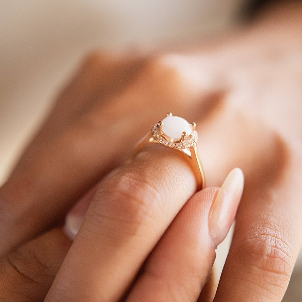 Nadia – Solid Love