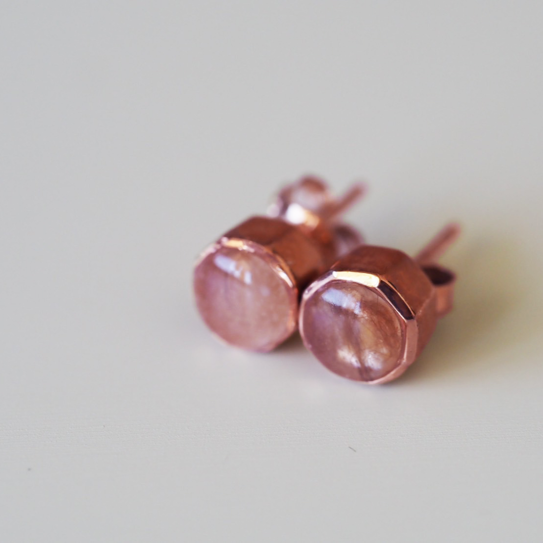 OCTAGON PIERCING Pets – Solid Love